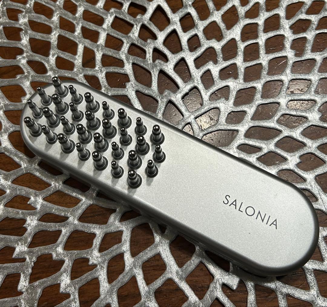 サロニア SALONIA EMS リフトブラシ EMSリフトブラシ 3Dケア | SALONIA(サロニア)公式サイト