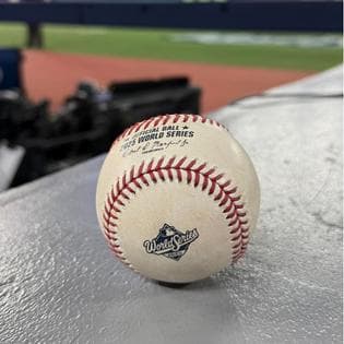 大谷翔平2025ワールドシリーズRawlingsball＆ケース付US販売限定品