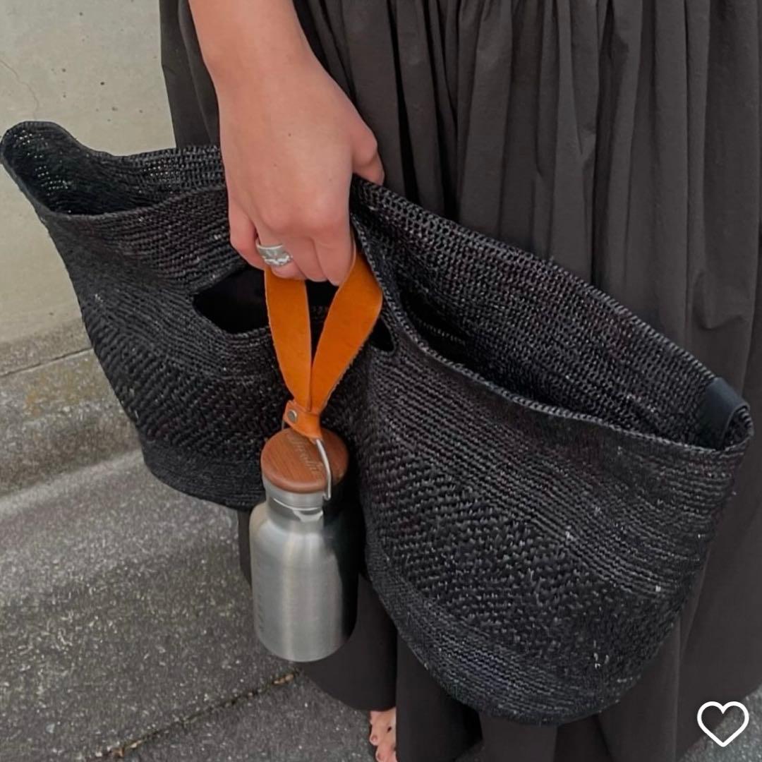 etre tokyo エトレトウキョウ　ランドスケープラフィアバッグ エトレトウキョウ ETRE' TOKYO ランドスケープミニショルダーバッグ