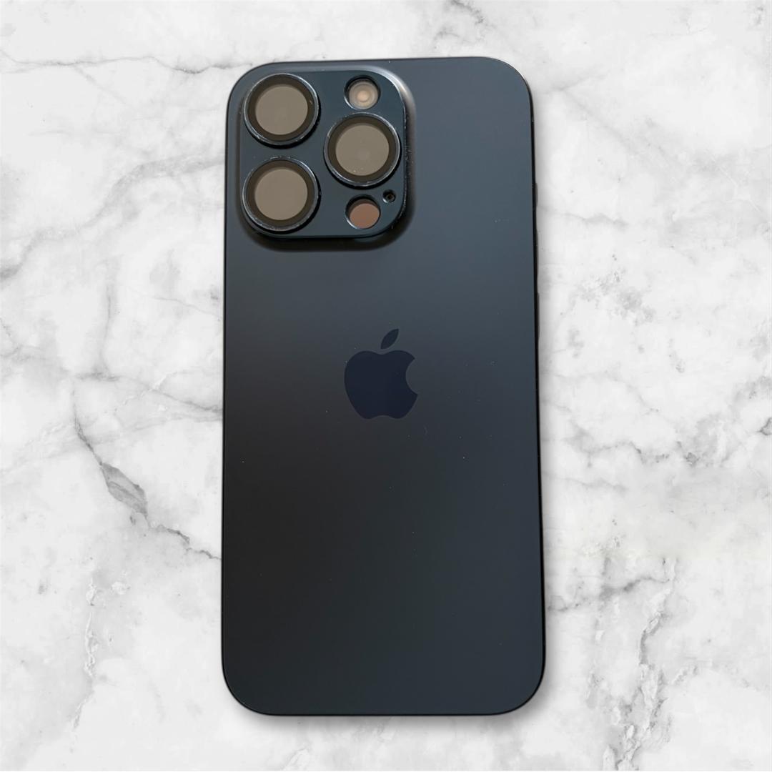 美品】iPhone 15 Pro 128GB ブラックチタニウム SIMフリーの通販はau