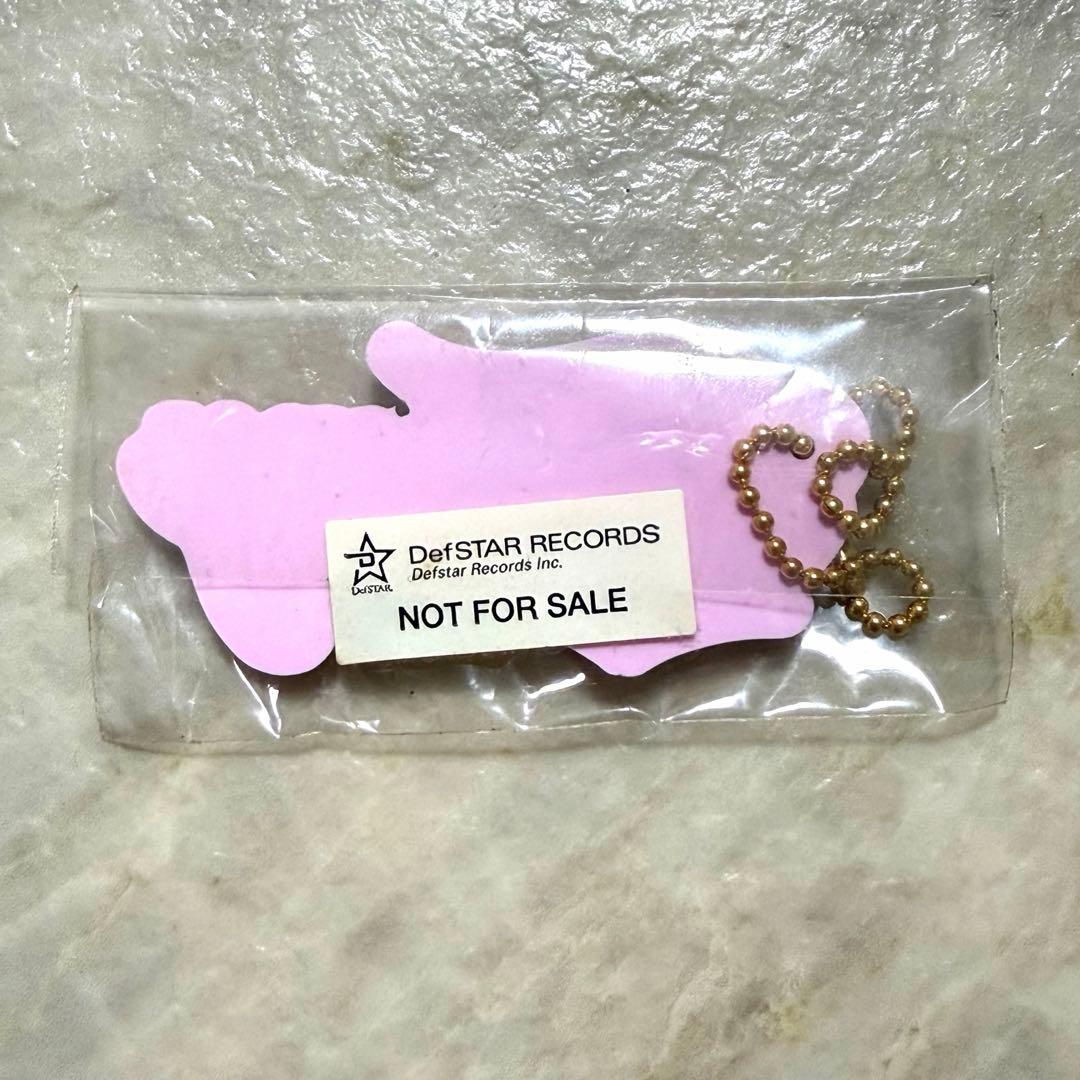 Tommy february6 ラバーキーホルダー レア 非売品 - メルカリ