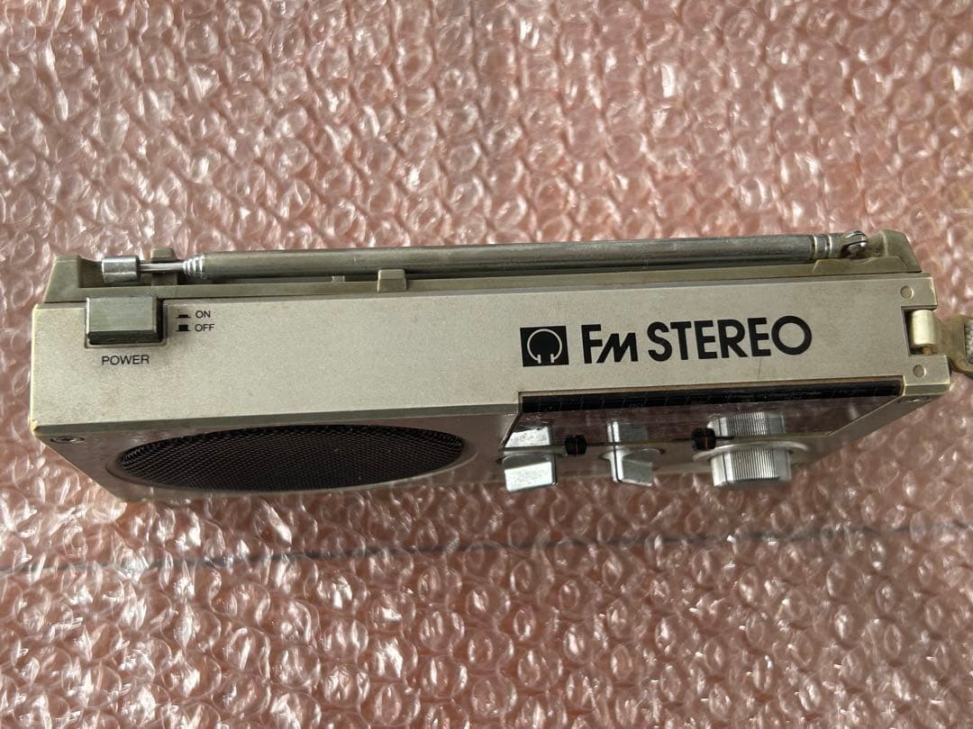 昭和レトロ TOSHIBA FM/AMラジオ RP-S7 ジャンク - メルカリ