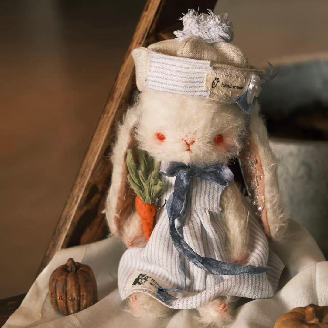 輝くお耳のうさぎ アーティストベア 海外作家様 ハンドメイド
