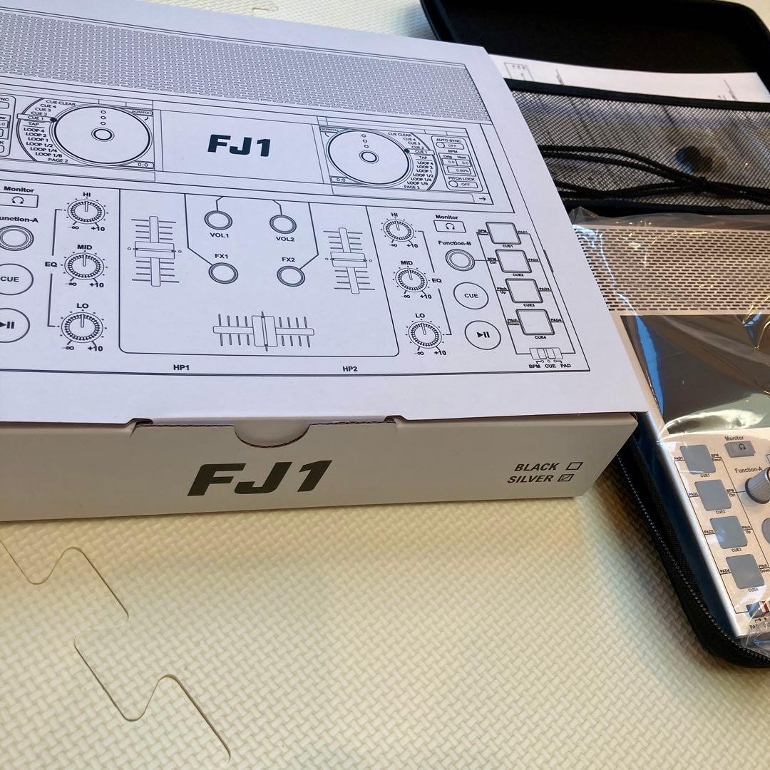 ほぼ新品】FJ1 シルバー ポータブルDJシステム - メルカリ