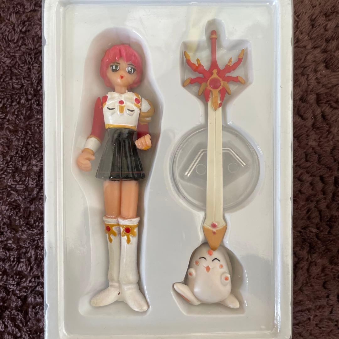 魔法騎士レイアース フィギュア3体セット レトロ 食玩 CLAMP - メルカリ