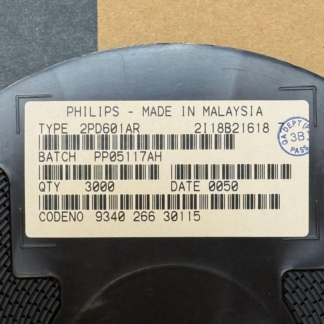 NPNチップトランジスター 2リール 2PD601AR 50V100mA - メルカリ