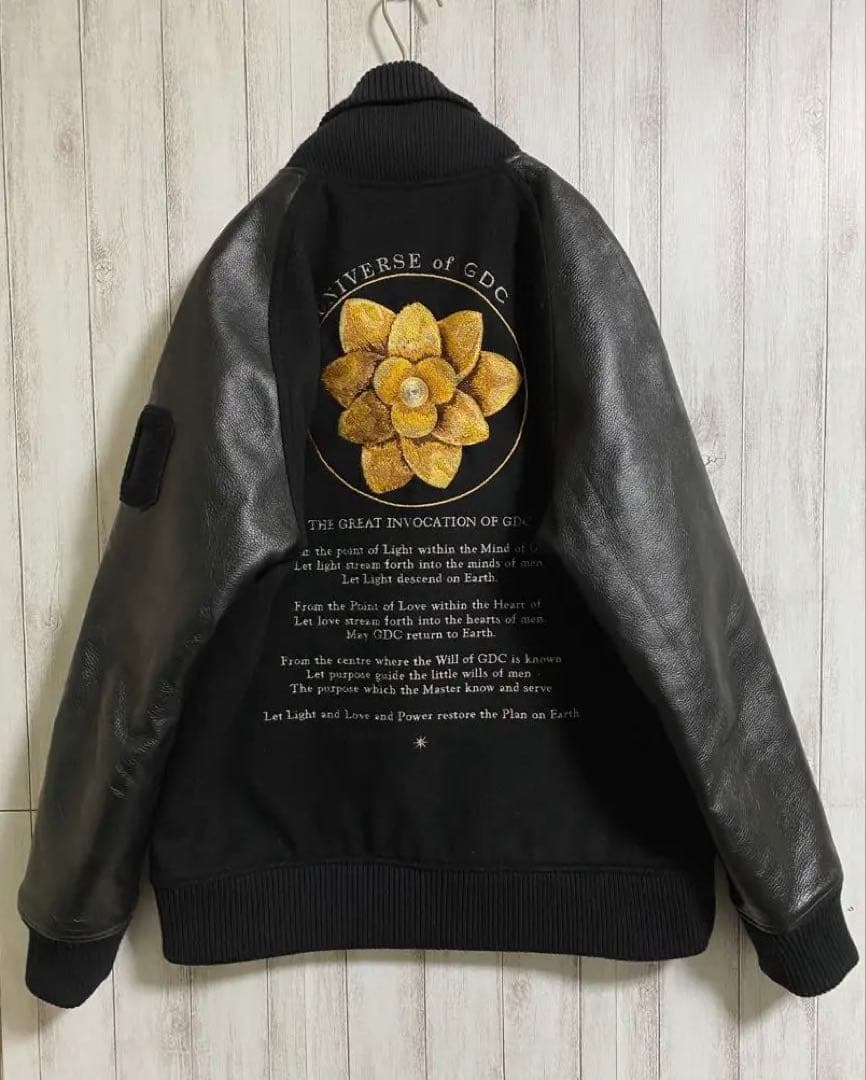 GDC グランドキャニオン スタジャン 蓮 ロータス 刺繍 レザー - メルカリ