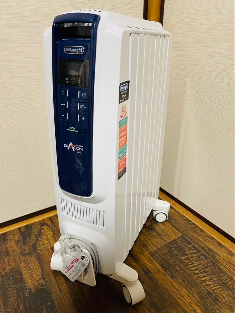 デロンギ　DeLonghi　オイルヒーター　QSD0915-MB　10〜13畳用 Amazon | デロンギ オイルヒーター ドラゴンデジタル スマート X字型