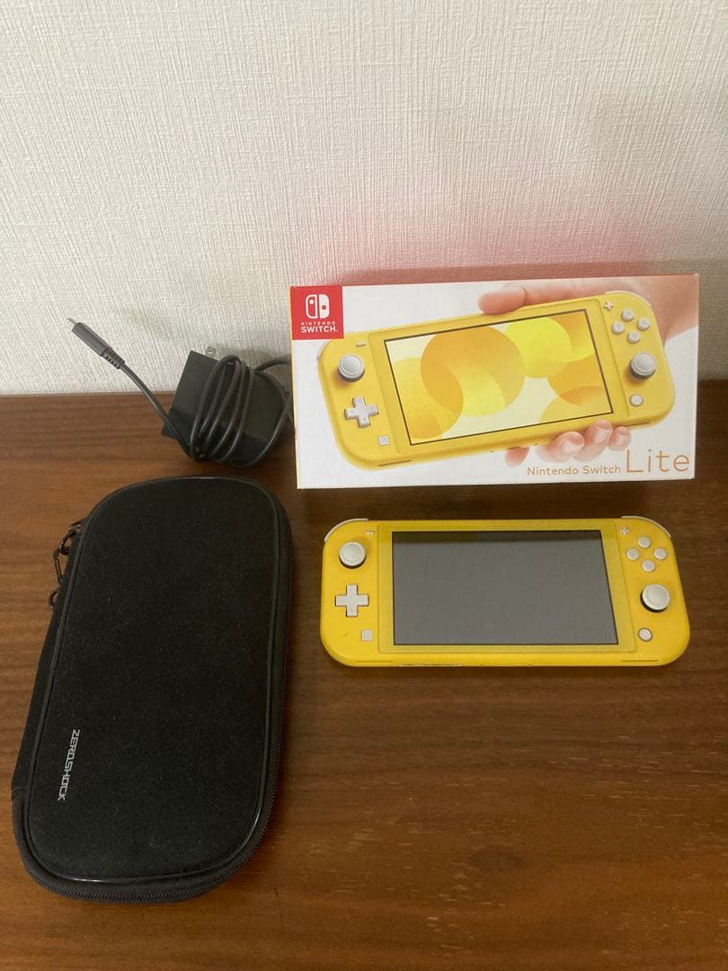 Nintendo Switch Lite イエロー 充電器・ケース付き Amazon.com: ButterFox Extra Large Carrying Case for Nintendo