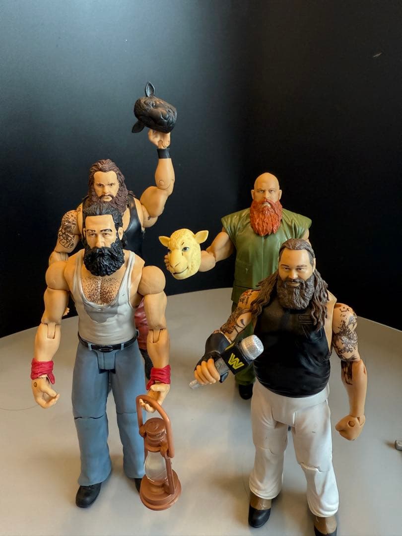 WWE ブレイ・ワイアット フィギュア Amazon.co.jp: WWE 'The Fiend' ブレイワイアット エリート