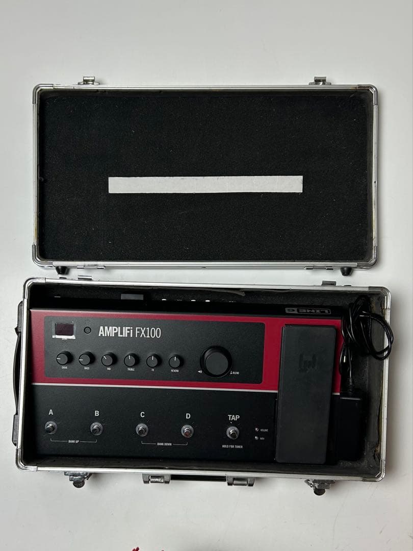 LINE 6 AMPLIFi FX100 エフェクター　ケース付き Line 6 AMPLIFi FX100 ToneMatching Amp / Effects Modeler Floorboard