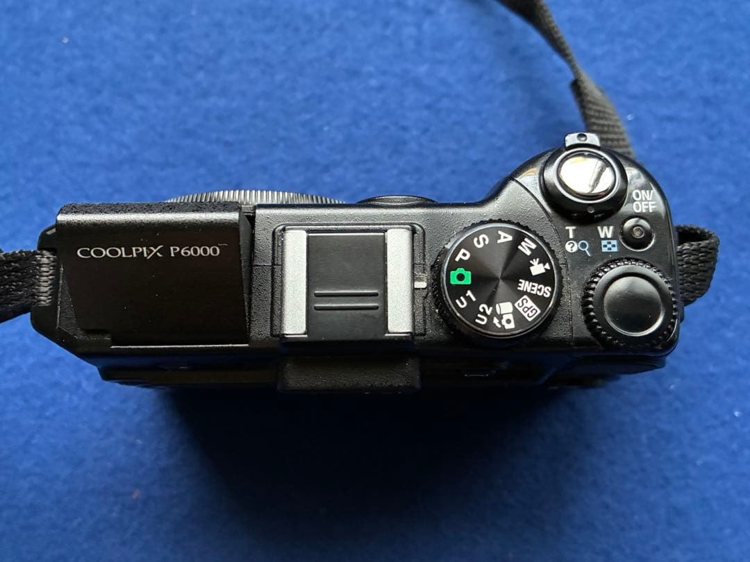 訳あり】Nikon COOLPIX P6000 デジカメ 本格派コンデジ - メルカリ