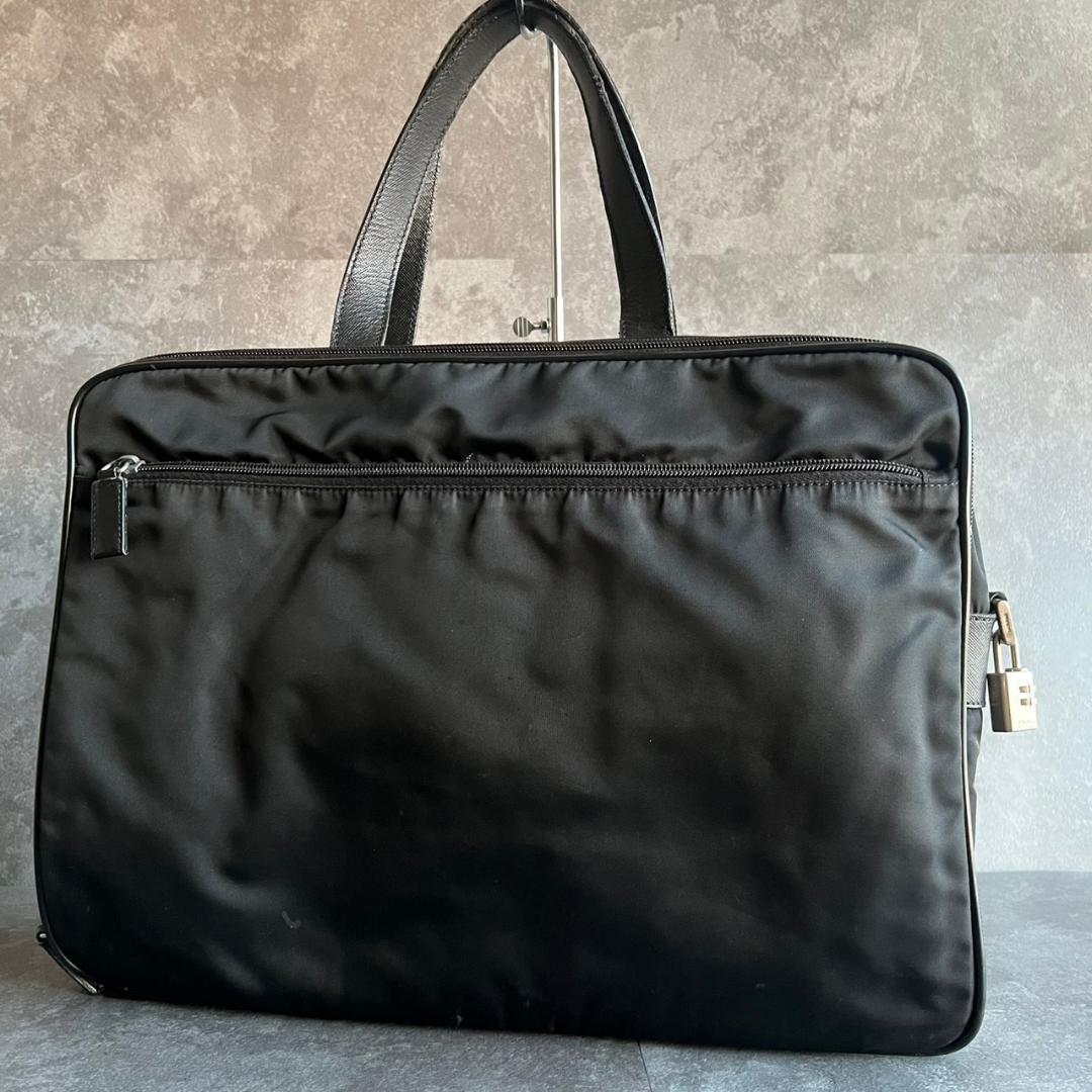 ⭐️PRADA⭐️プラダ ビジネスバッグ ブリーフケース ナイロン 三角ロゴ 黒 楽天市場】PRADA プラダ ブリーフケース ビジネスバッグ トラベル