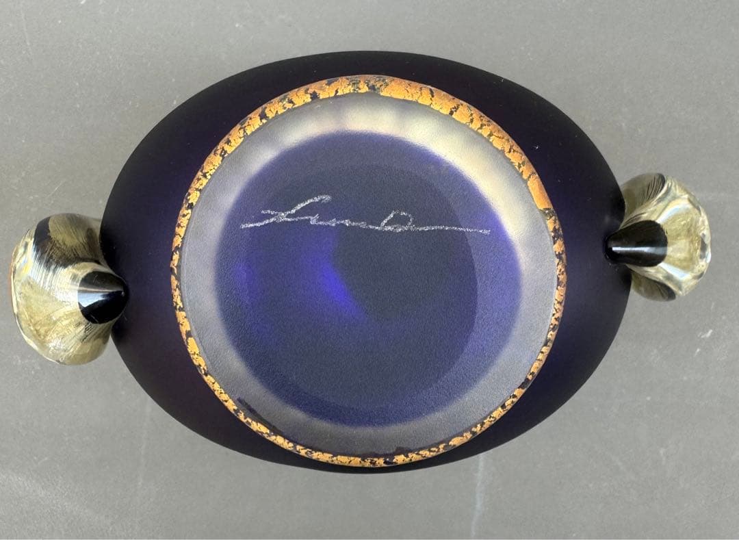 硝子工芸家 現代の名工 黒木国昭作品 花瓶 底にサイン入り - メルカリ