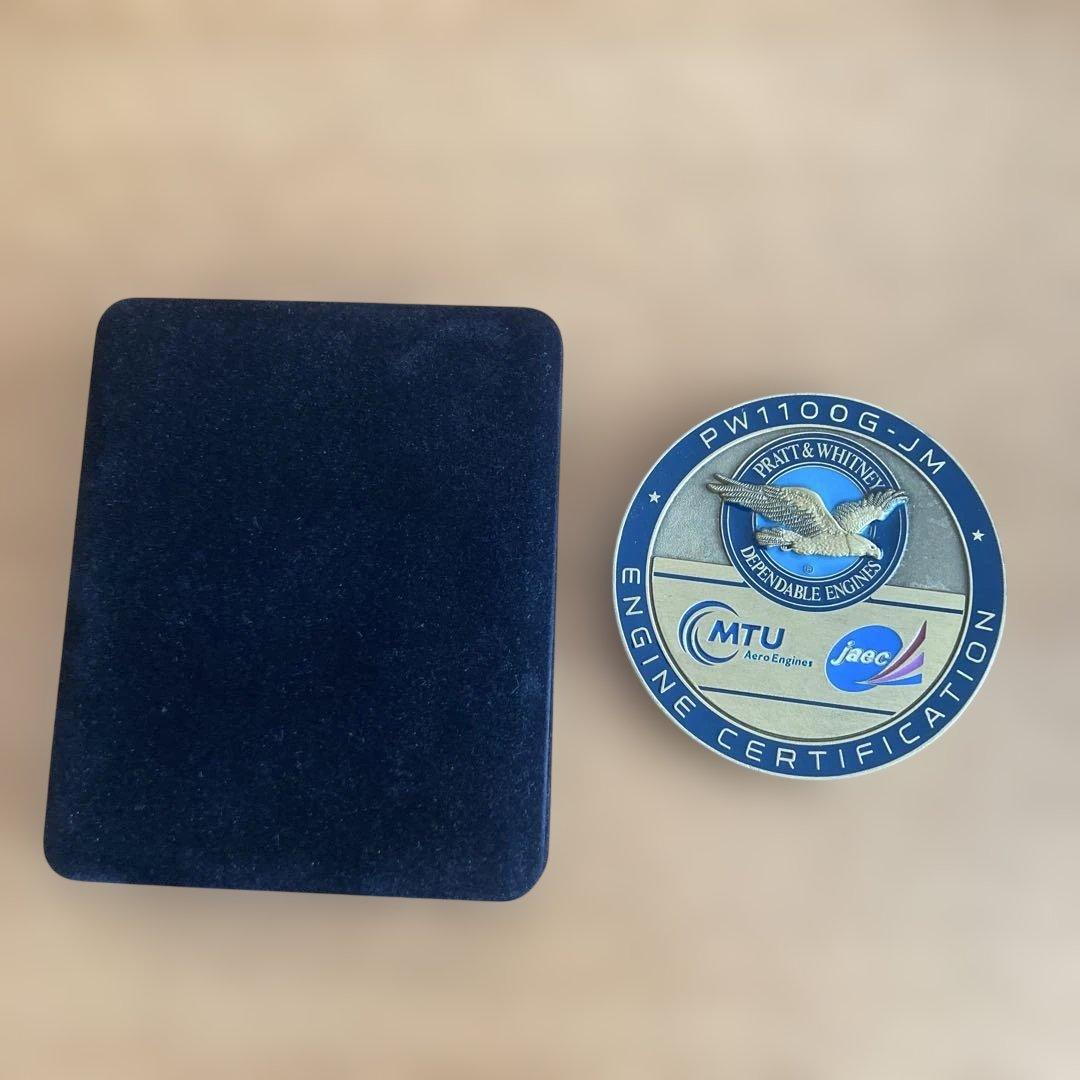 非売品】A320 NEOのPratt & Whitneyエンジン認証メダル - メルカリ