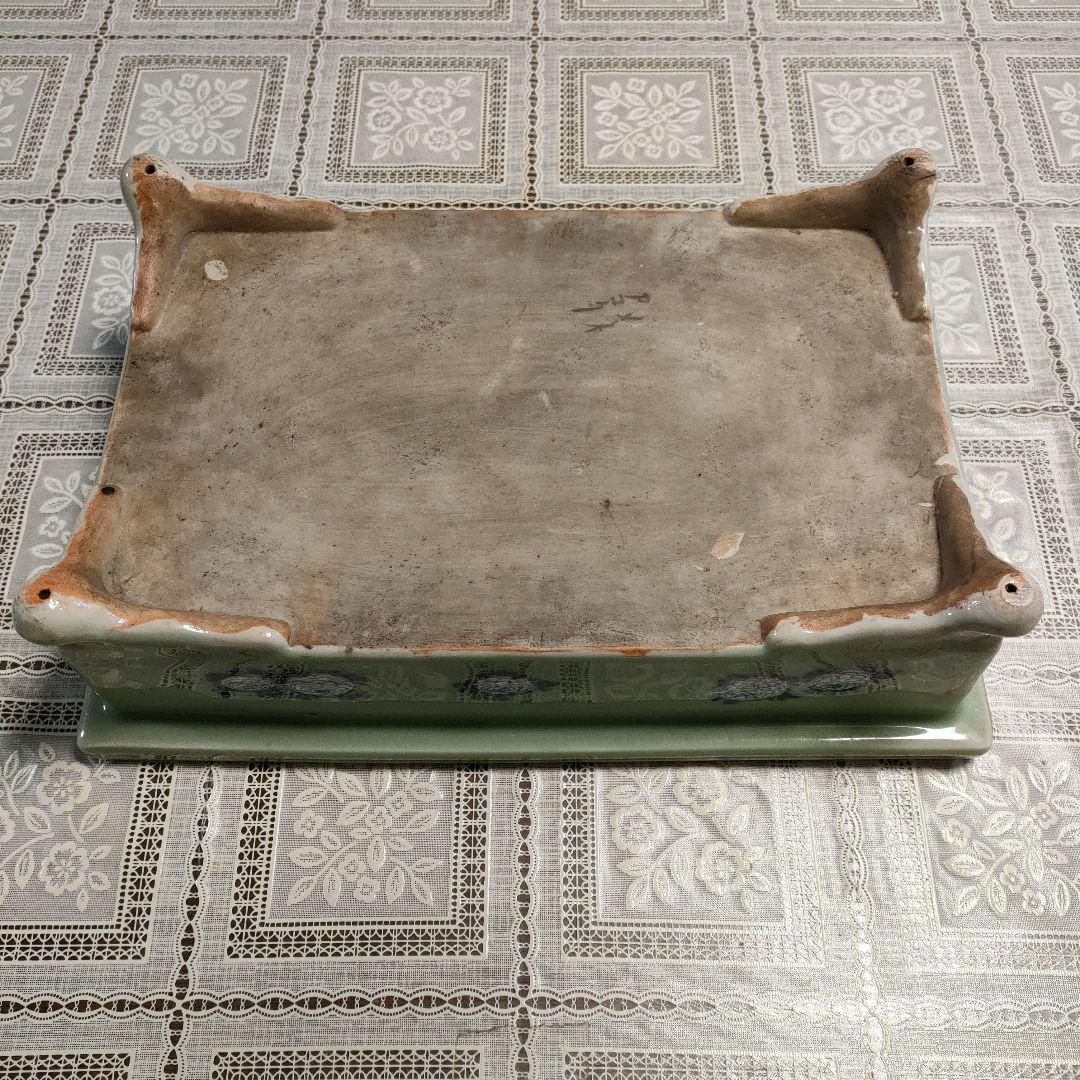 菊花紋様 脚付き長方形青磁水盤 盆栽鉢 陶磁器