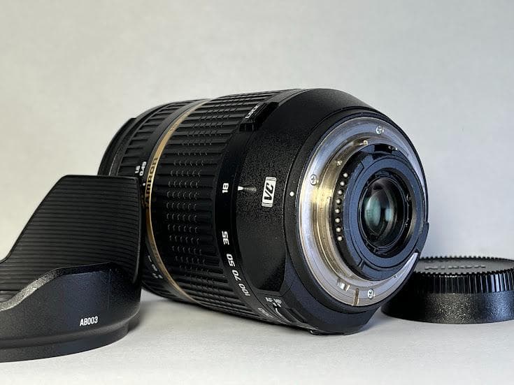★美品★タムロン18-270mm f3.5-6.3 Di II VC ニコン用