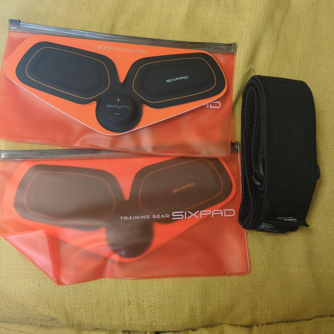 SIXPAD BODY REVOLUTION ベルト　替ジェルシート２組付き SIXPAD（シックスパッド） アブズベルト高電導ジェルシート×3個セット