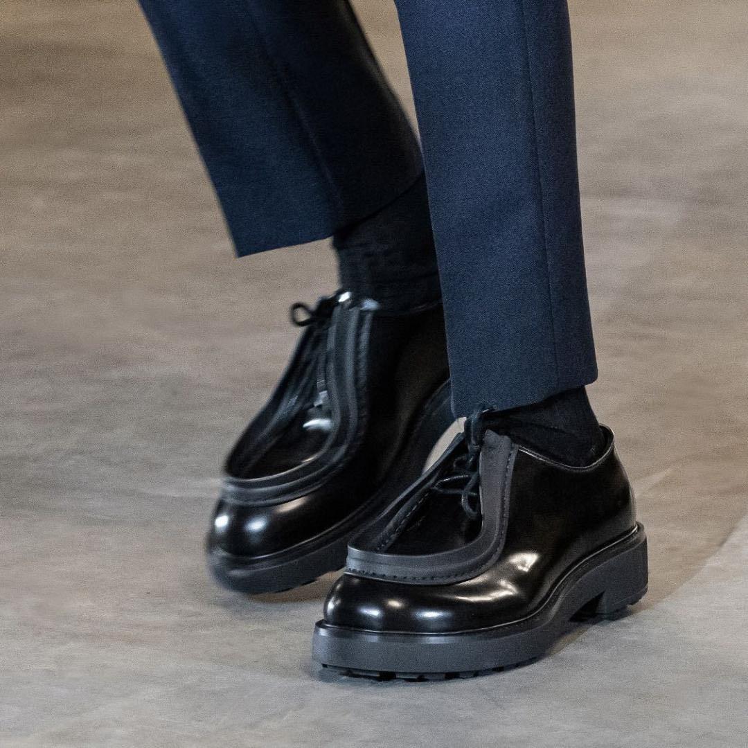 専用PRADA 23aw 2EG421ダイアパソンオペークブラッシュドレザー - メルカリ