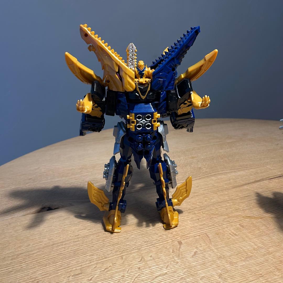 騎士竜戦隊リュウソウジャー まとめ売り - メルカリ