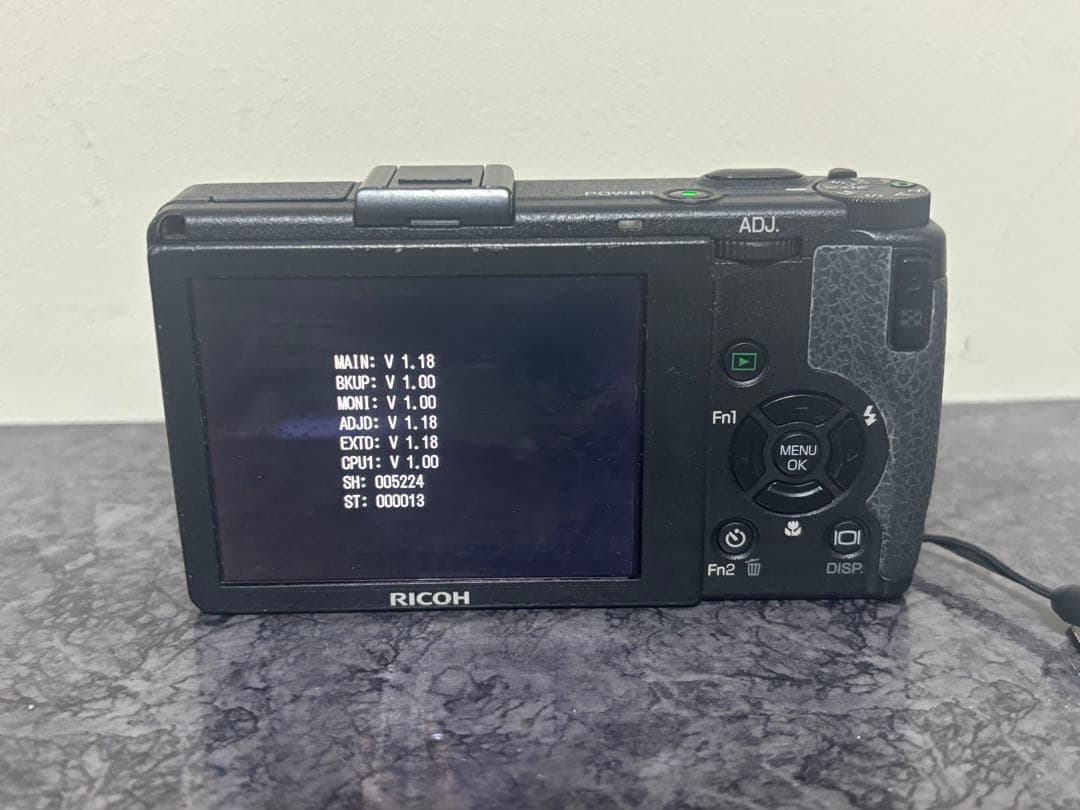 ショット数5224回! RICOH GR Digital Ⅲ - メルカリ