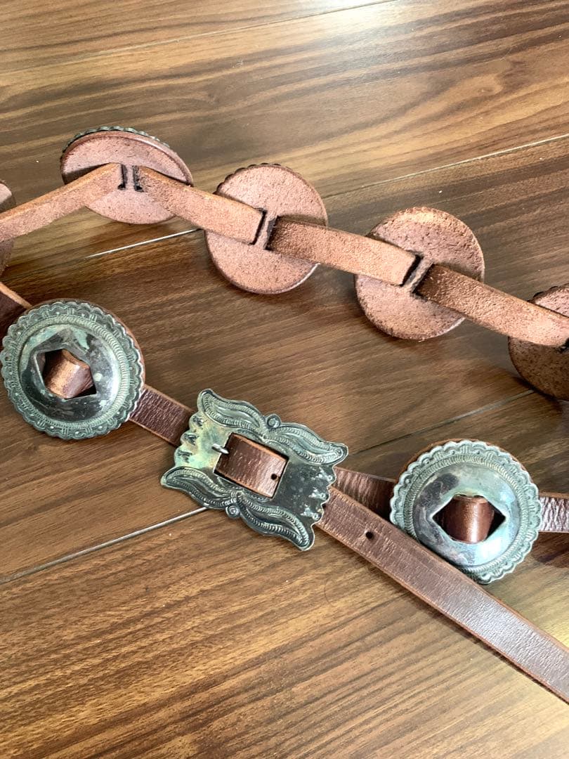 LGB コンチョ メタリックシルバー 革 レアの通販はau PAY マーケット