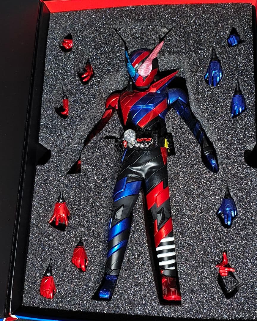 RAH GENESIS 仮面ライダービルド ラビットタンクフォーム 開封品