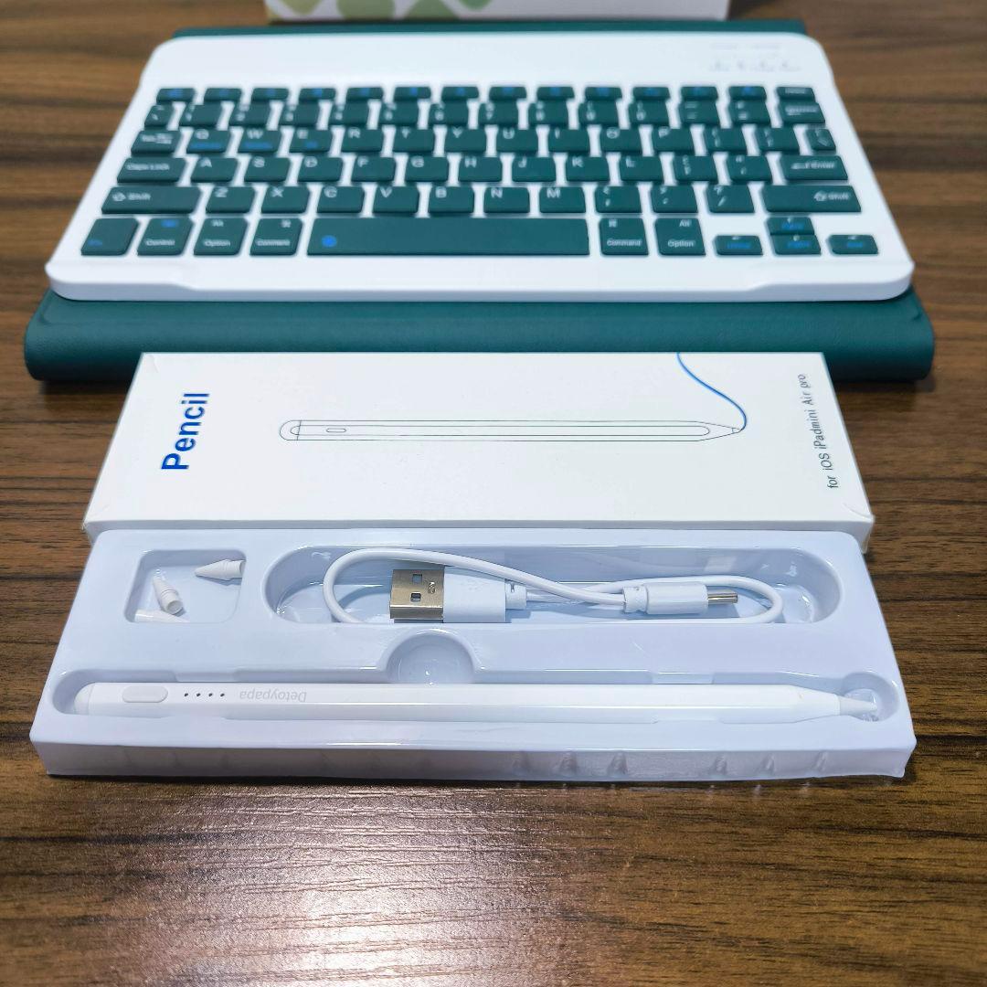 iPad 第6世代 Wi-Fi128GB ケースとキーボードセット、タッチペン