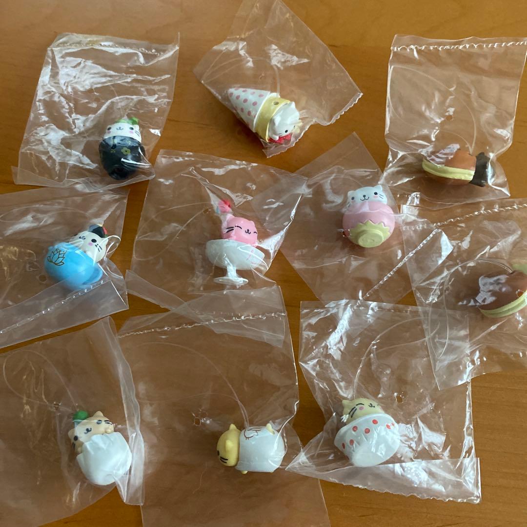 にゃんにゃんにゃんこ ストラップ 10個セット 平成レトロ - メルカリ