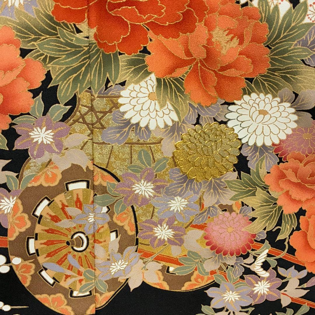 D165 黒留袖 牡丹刺繍 花車 正絹 着物 袷 しつけ糸付き未使用極美品