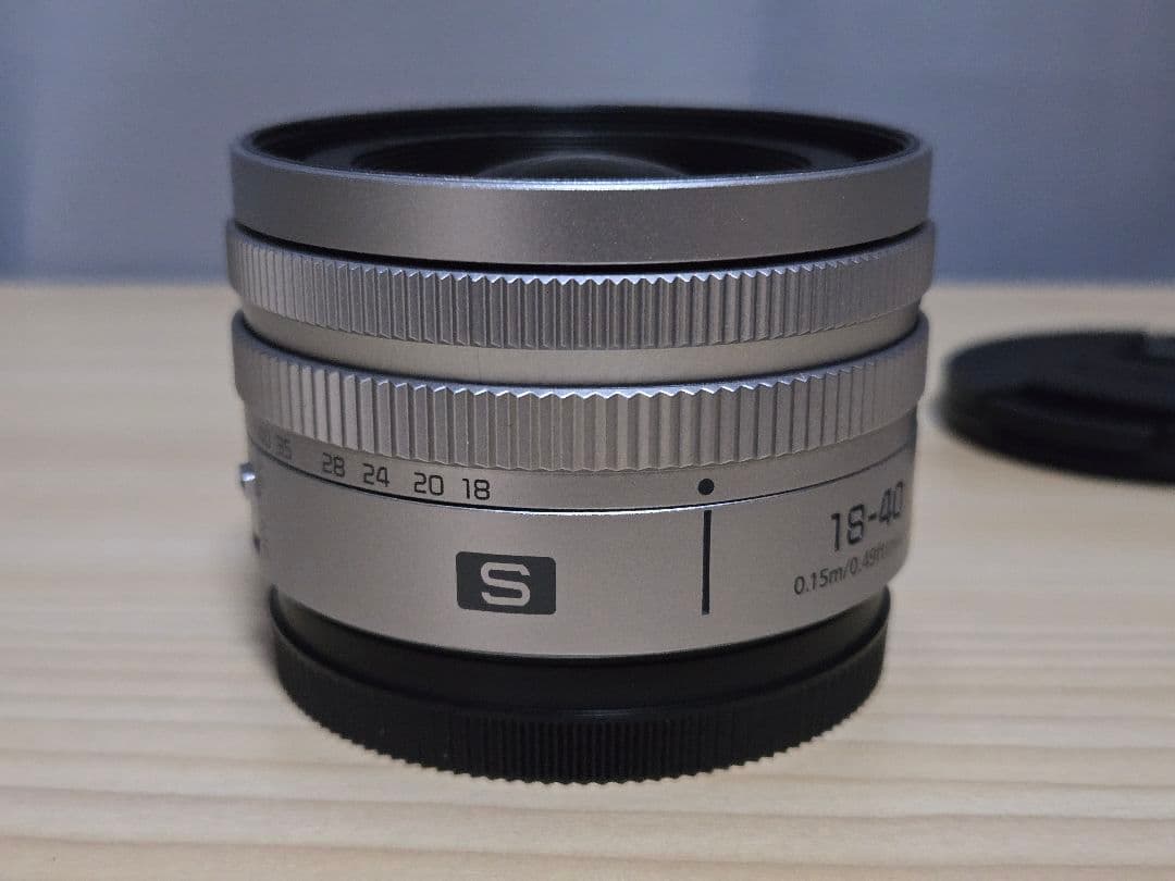 LUMIX S 18-40mm F4.5-6.3 シルバー