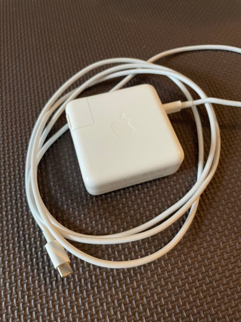 Apple MacBook Pro 2020 13インチ 1.4GHz 8GB