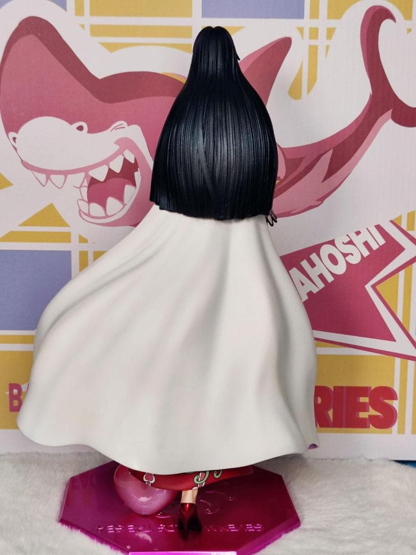 ワンピース 海賊女帝 ボア・ハンコック フィギュア ガレージキット