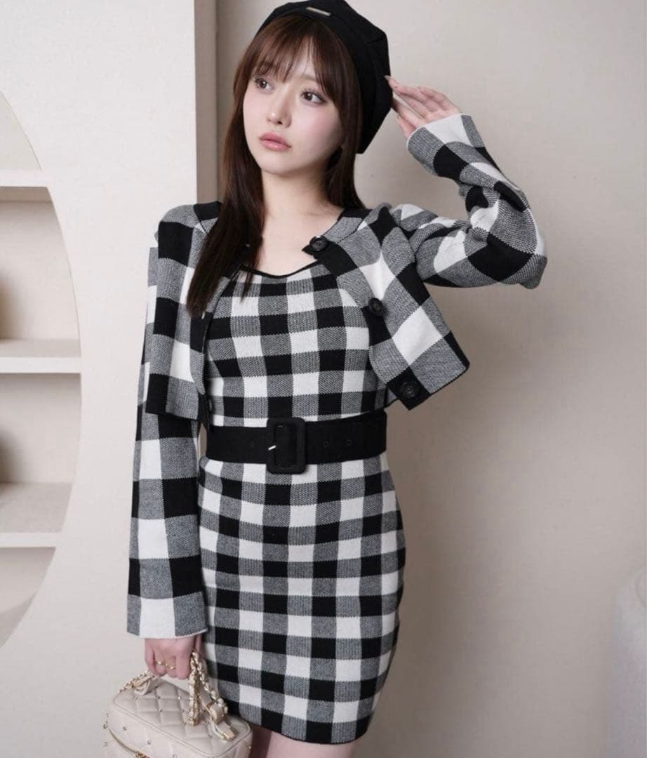 レトロチェックアンサンブルニットワンピース - メルカリ