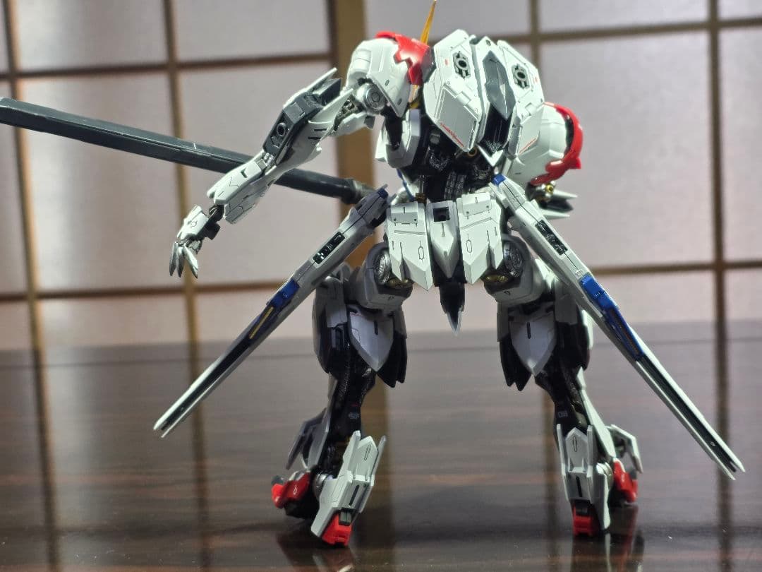 MG バルバトスルプス(部分塗装組み立て済)