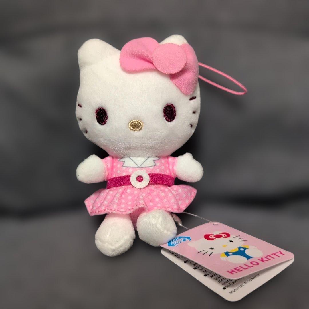ハローキティ レトロワンピースちょいデカマスコット ピンク - メルカリ