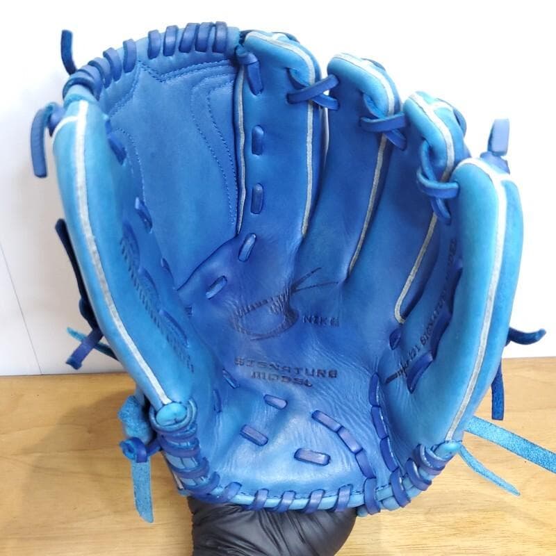 NIKE ナイキ 岩隈久志モデル 限定生産品 投手用 軟式グローブ - メルカリ