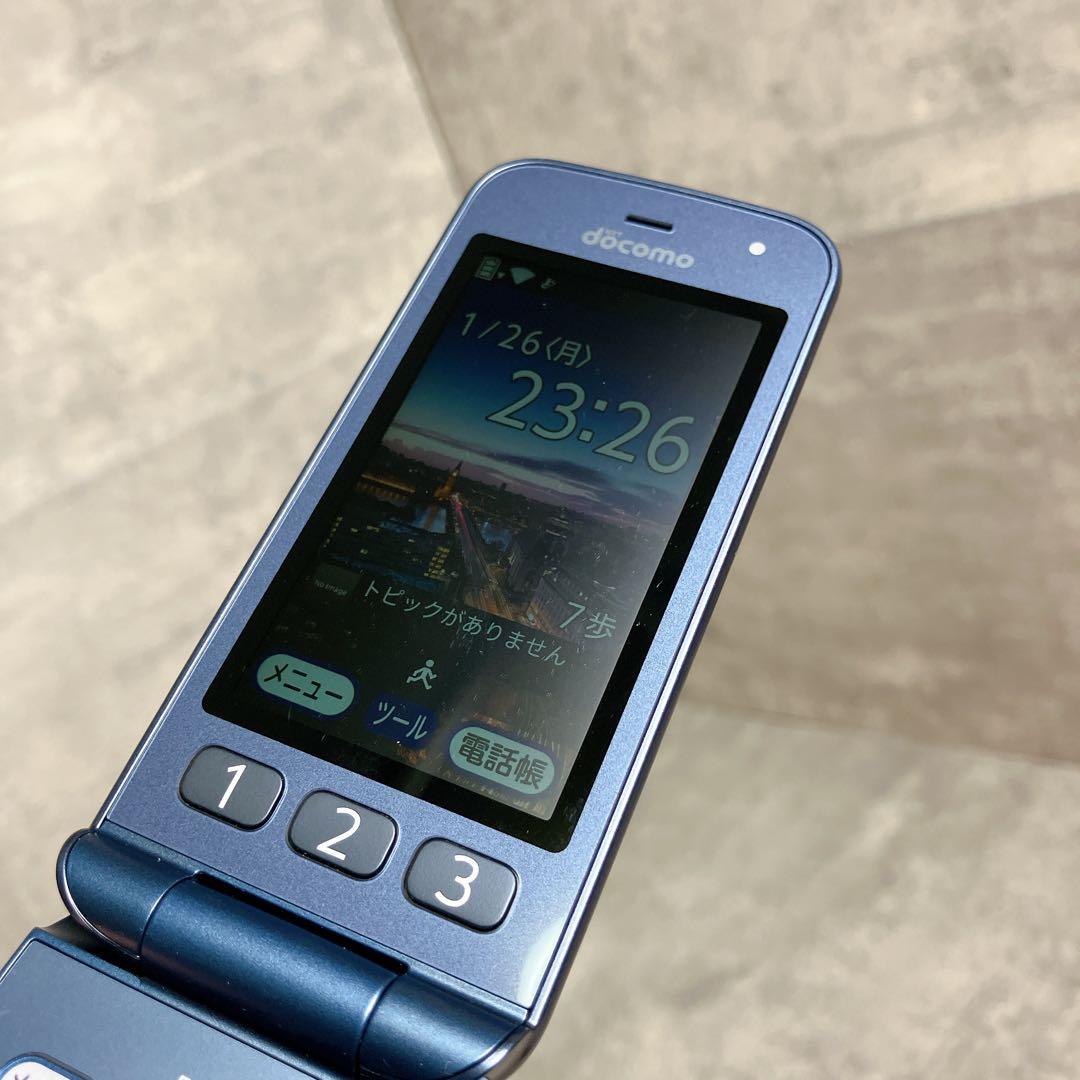 未使用品】ドコモ らくらくホン F-01M 4G LTE対応端末 ガラケー - メルカリ