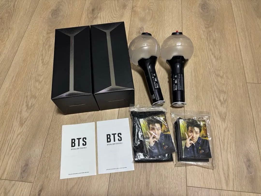 新品未使用】BTS 公式ペンライト アミボムver.3 2本セット - メルカリ