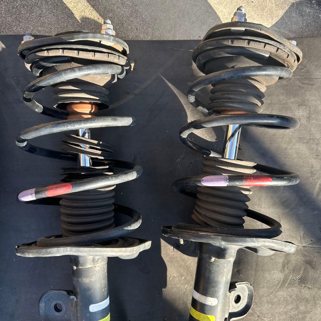 30プリウス後期 純正 サスペンション - メルカリ