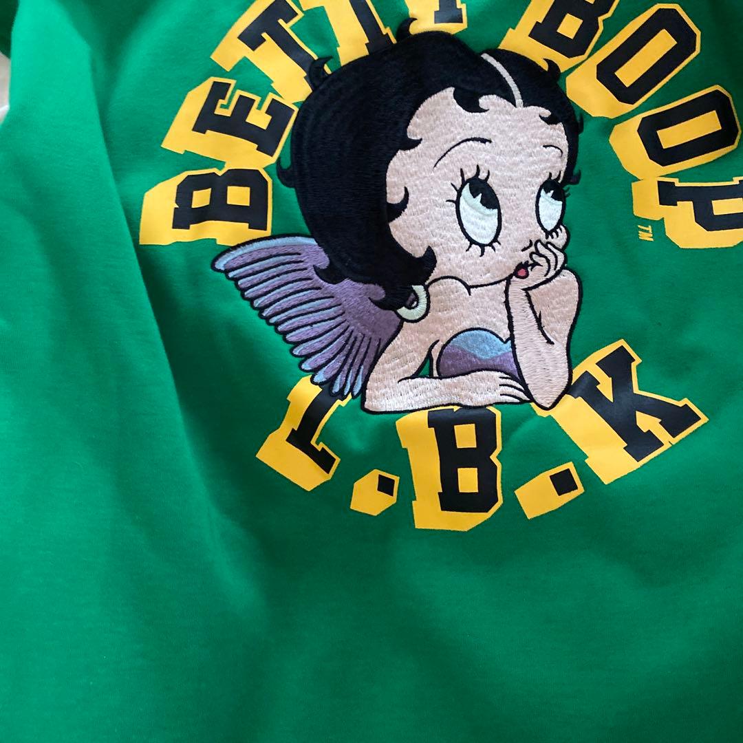 BETTY BOOP エンジェルBETTY ポンディングスタジャン グリーン - メルカリ