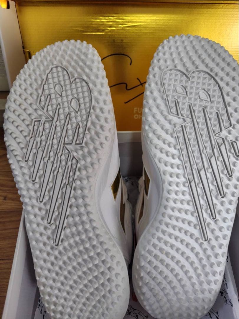 【新品】new balance TSHOWT1 29.0cm ホワイト/ゴールド