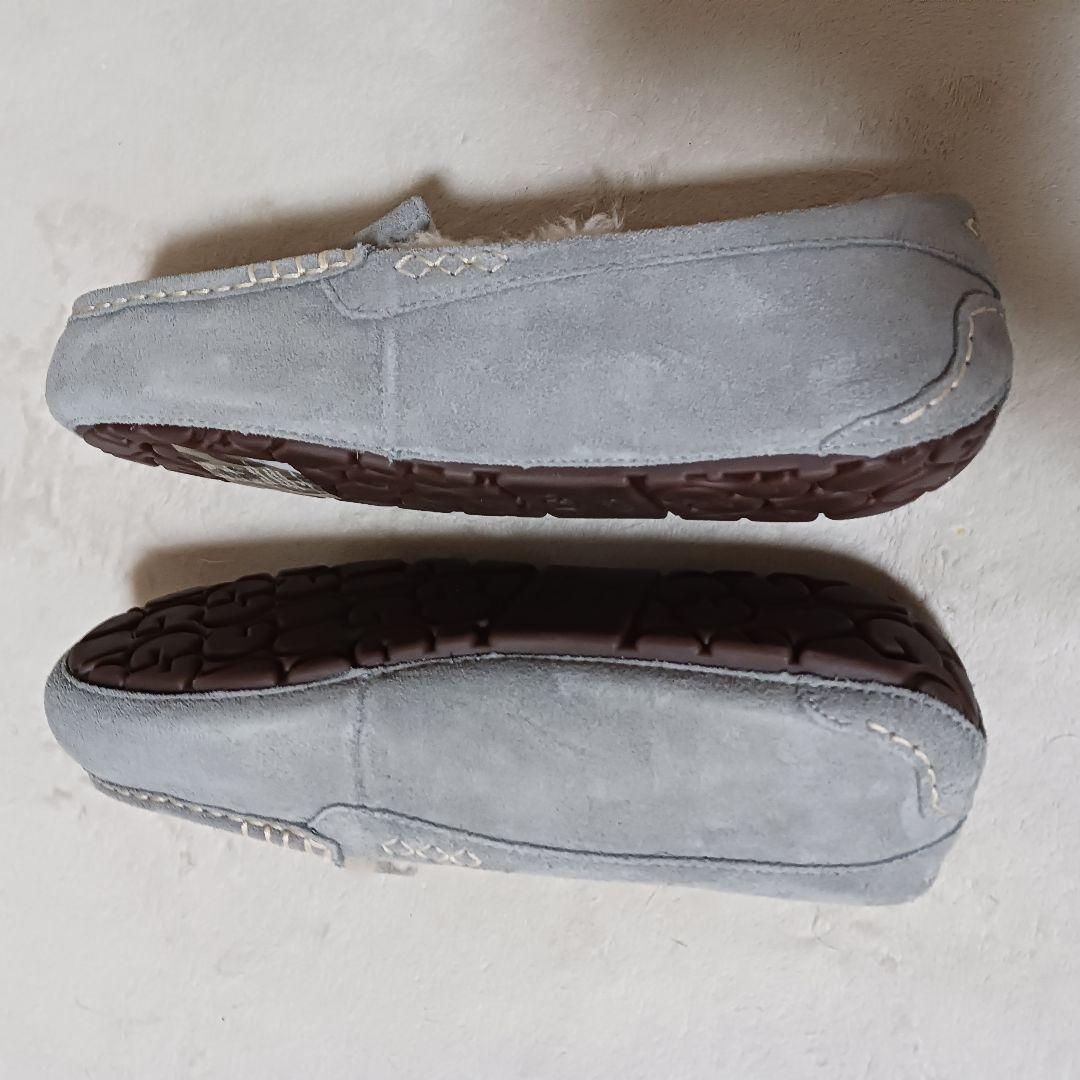 新品UGG（アグ）定番モカシン「Ansley（アンスレー）」スリッポン