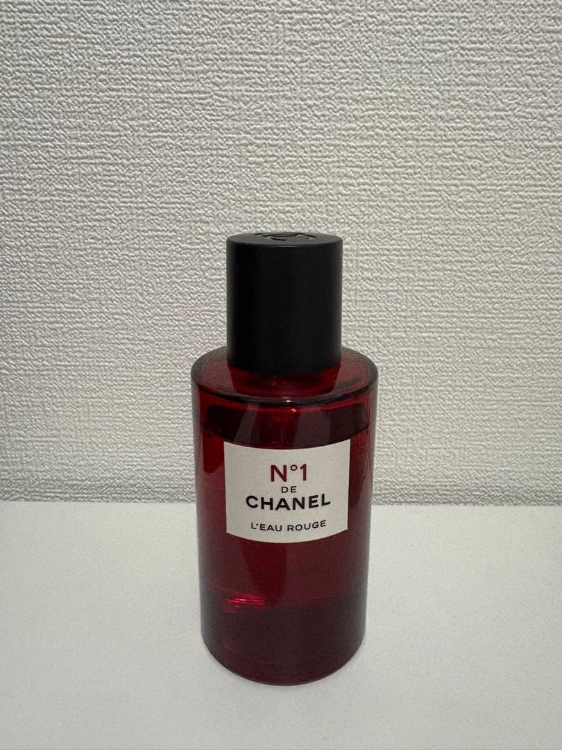 CHANEL N°1 de CHANEL L'eau Rouge 100ml - メルカリ