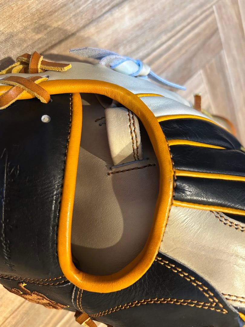 《最終値下げ》和牛JBオーダグローブ　硬式用