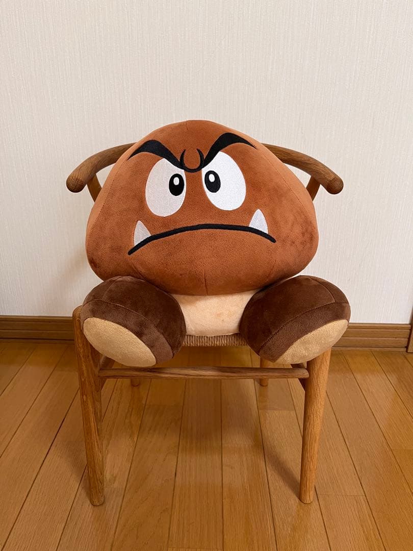 任天堂ミュージアム クッションスツール スーパーマリオ クリボー 子供