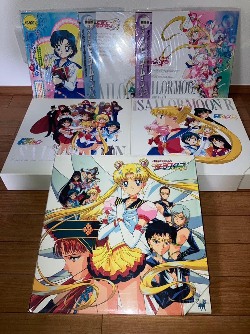 LD　セーラームーン　TVシリーズ3BOX+劇場版セット　レーザーディスク LD セーラームーン TVシリーズ3BOX+劇場版セット レーザーディスク
