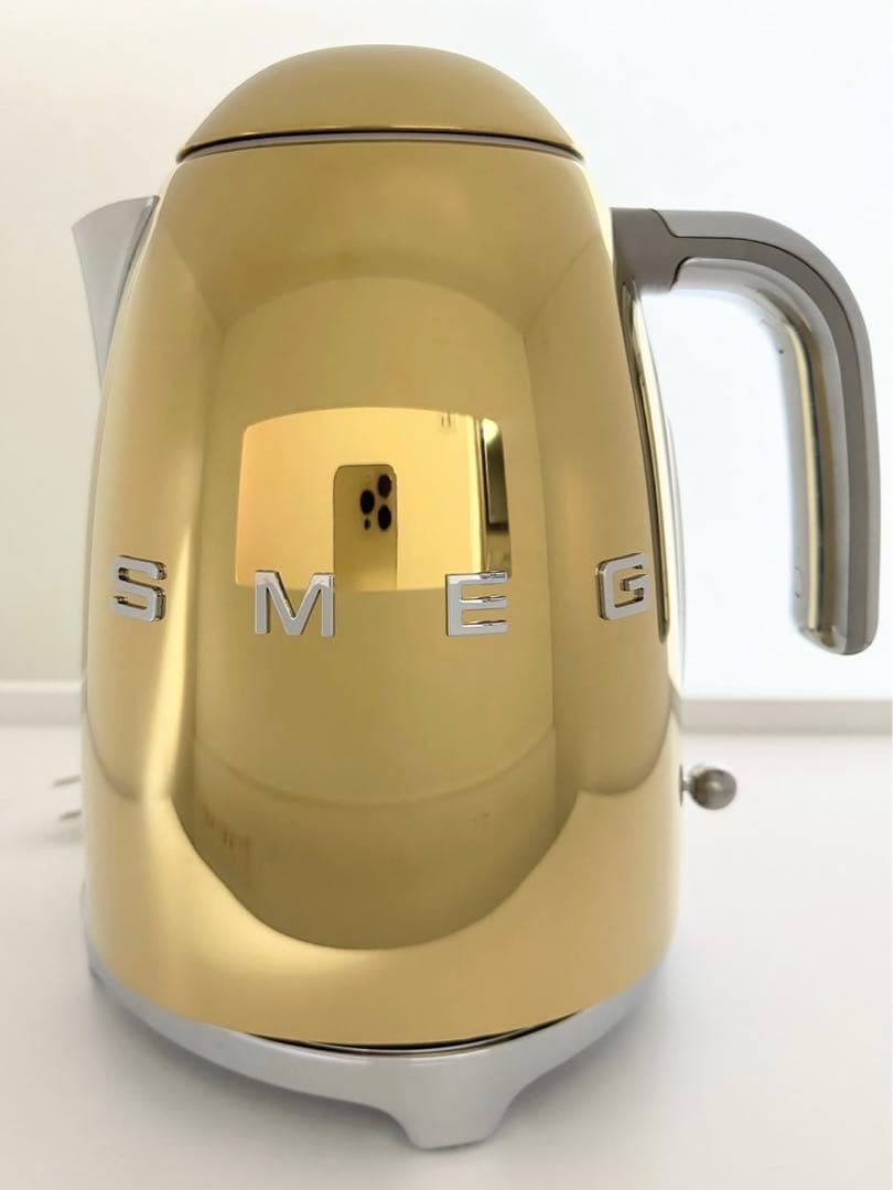 【日本正規品】SMEG スメッグ 電気ケトル (1.7L) (ゴールド)