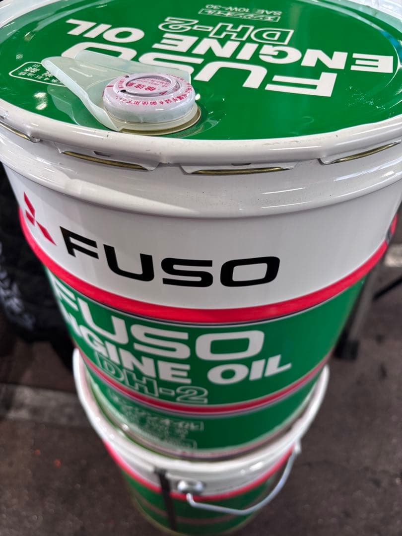 メンテナンス FUSO DH-2 SAE 10W-30 20L Amazon | 三菱ふそう純正 エンジンオイル 20リットル スーパーDH-2