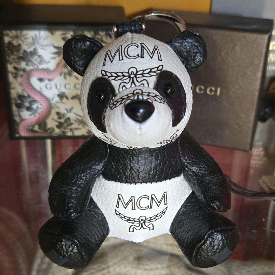 MCM エムシーエム パンダ チャーム バッグチャーム キーホルダー